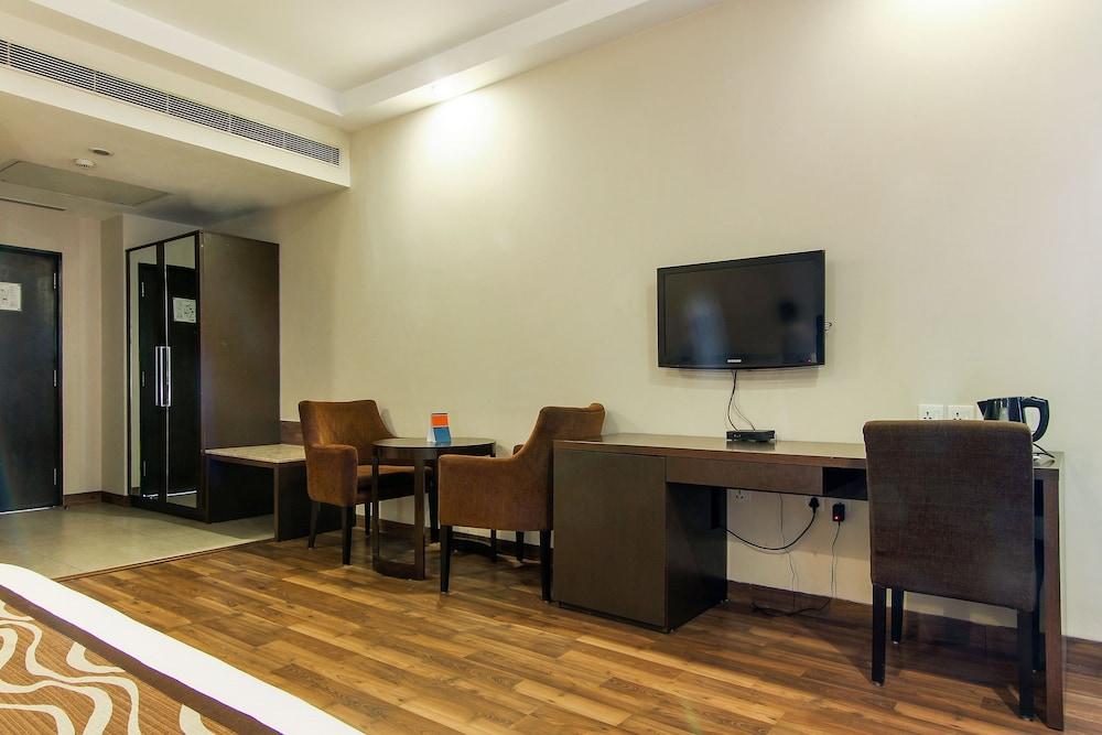 Vibe By The Lalit Traveller Hotel Faridabad Ngoại thất bức ảnh