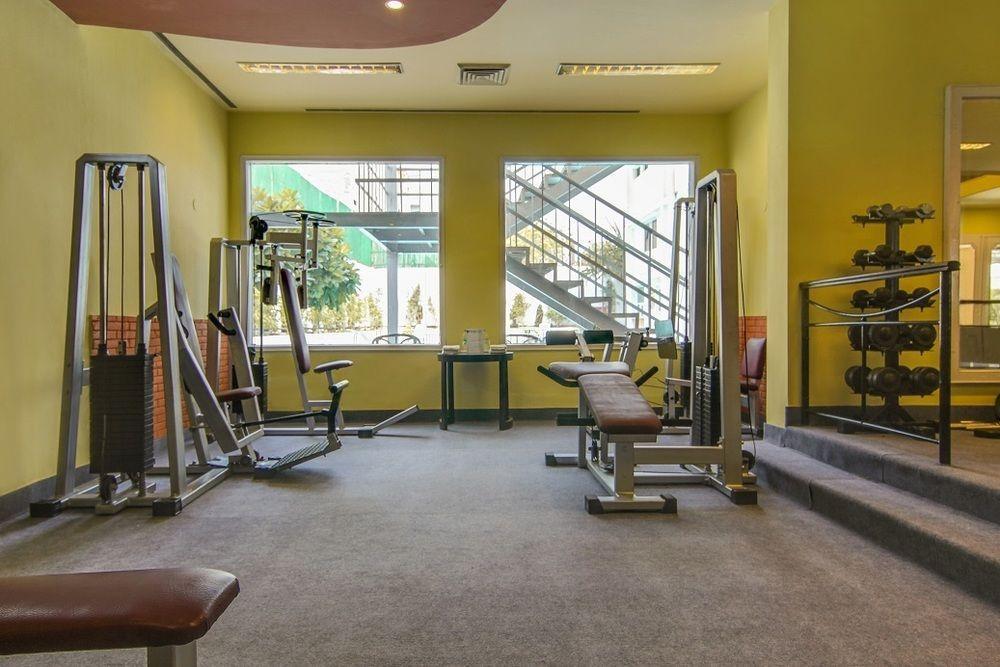Vibe By The Lalit Traveller Hotel Faridabad Ngoại thất bức ảnh