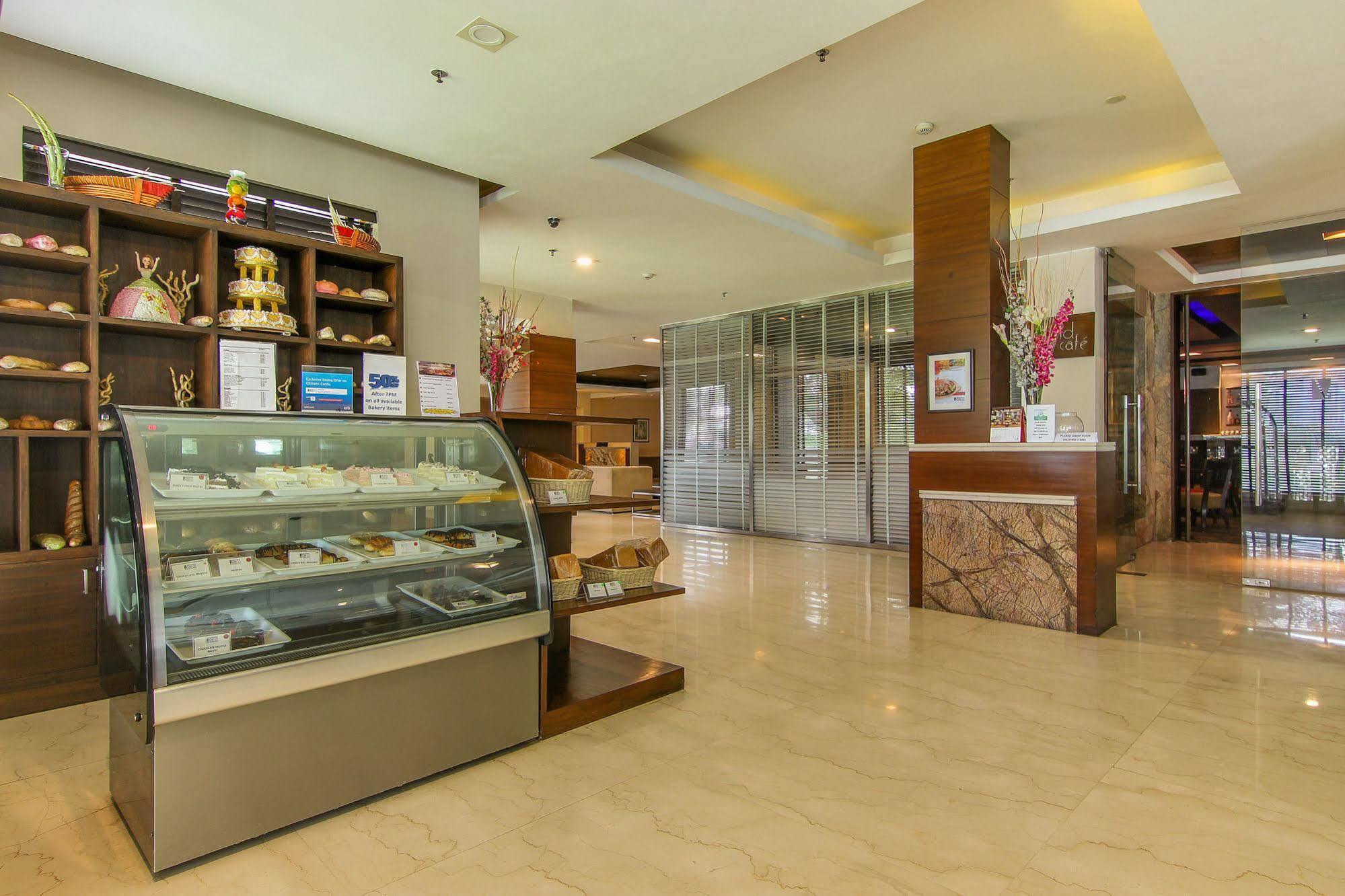 Vibe By The Lalit Traveller Hotel Faridabad Ngoại thất bức ảnh